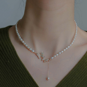 Pendant necklace